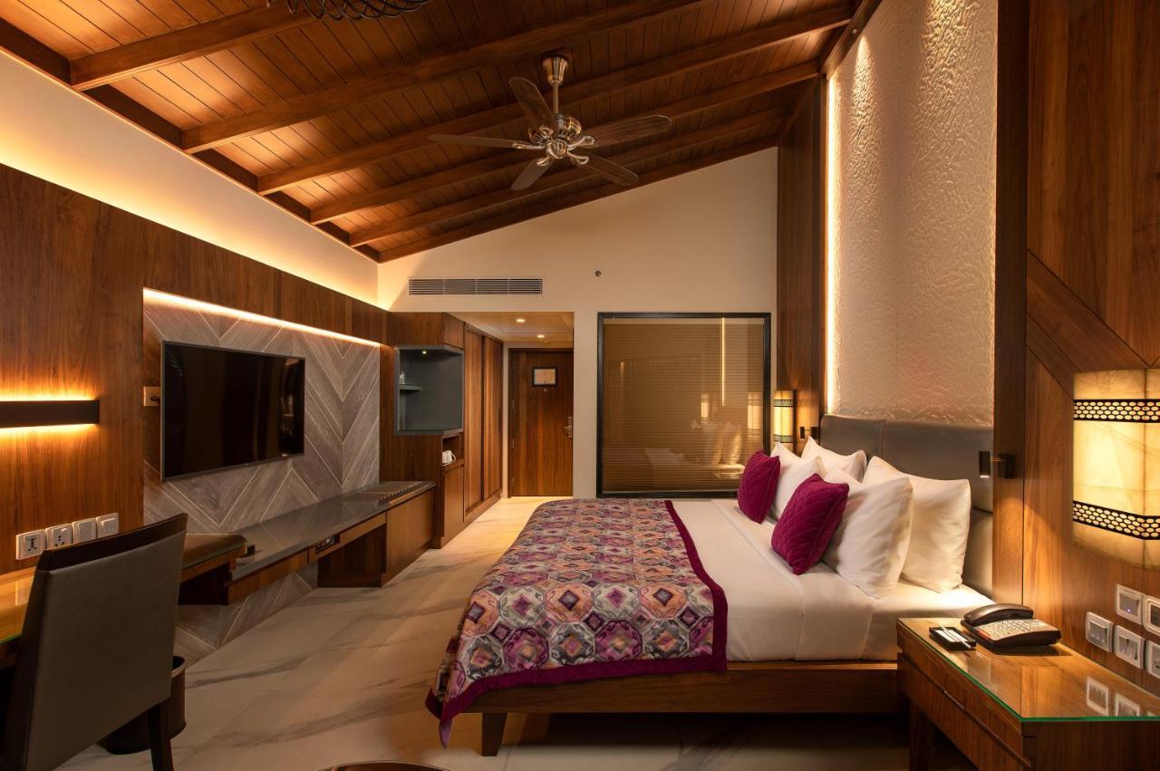 Kenilworth Resort & Spa, Goa Utorda Exteriör bild