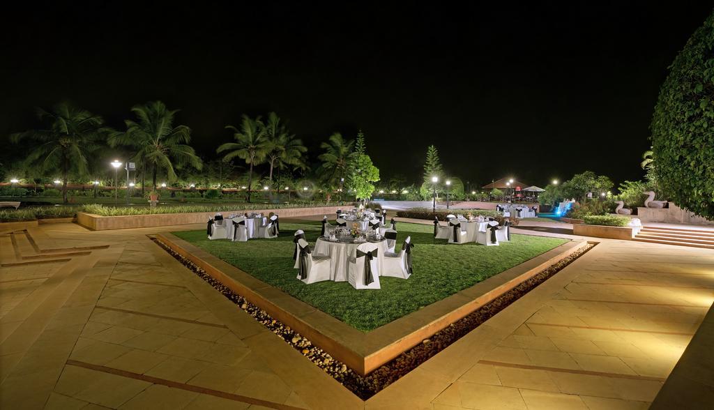 Kenilworth Resort & Spa, Goa Utorda Exteriör bild